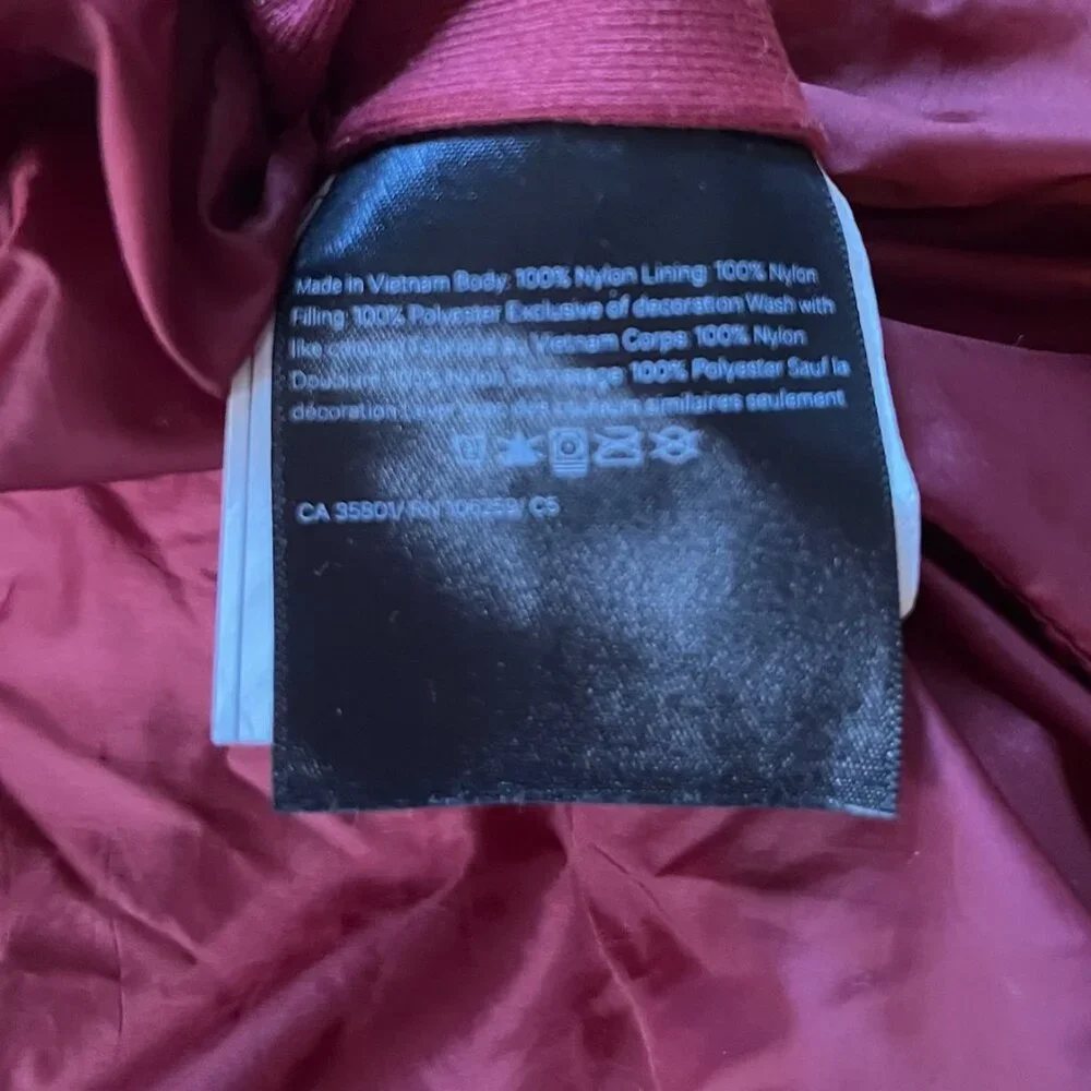 Lululemon Layer Up Reversible Insulated Vest in Bordeaux and Red | Size 4 - Picture 14 of 16